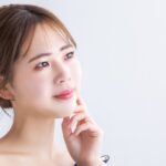 美容鍼を受けて肌が綺麗になった女性