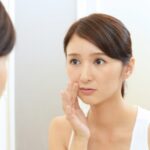 乾燥肌に悩む女性