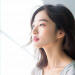 肌の綺麗な女性の横顔