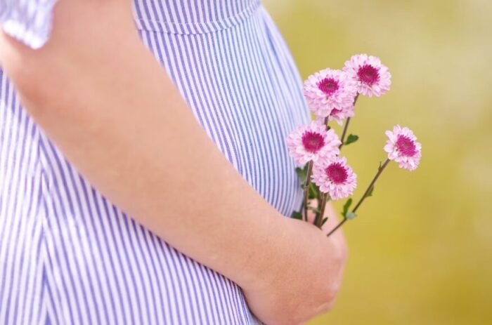 妊娠中の美容鍼施術の3つの注意点・デメリット